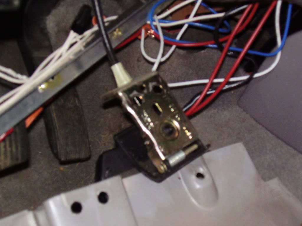 How to Brakelight/stoplight switch replacement (LOTS OF PICS) Ford Explorer and Ford Ranger