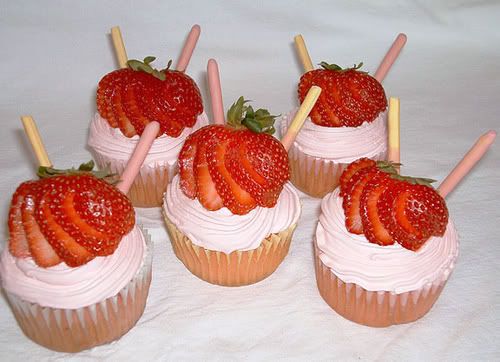 strawberry pocky cupcake