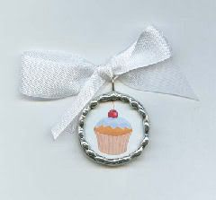 Sweet Cupcake Pendant 