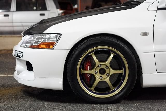 IMAGE: http://i286.photobucket.com/albums/ll104/valkryles/POTN/IMG_7213.jpg