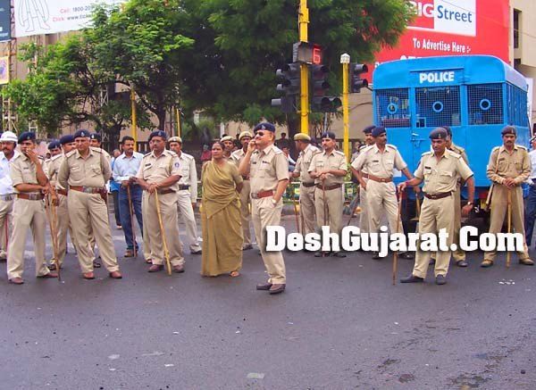 kashmir-jammu-agitation-protests-gujarat-ahmedabad.jpg