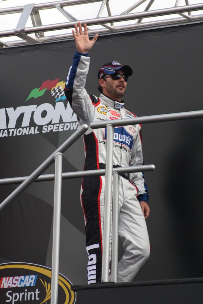 IMAGE: http://i286.photobucket.com/albums/ll109/flyguytki/johnson1.jpg