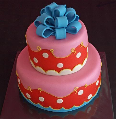 http://i286.photobucket.com/albums/ll110/mamavanJaycee/Oilily.jpg
