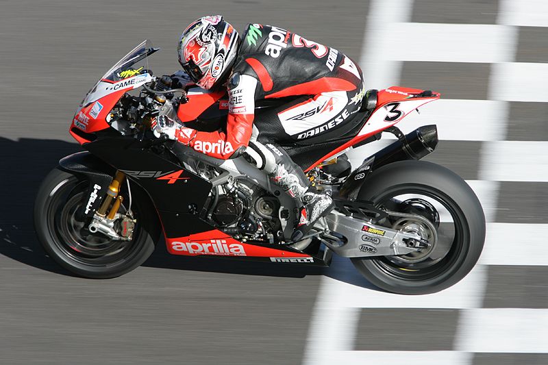 IMAGE: http://i286.photobucket.com/albums/ll110/pete_rush/Motorsport/IMG_0603copy1.jpg