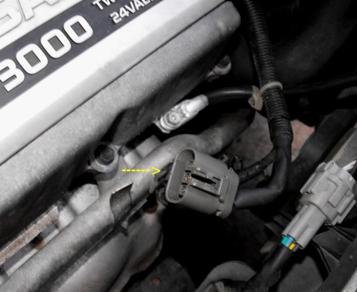 nissan quest 2002 knock sensor location