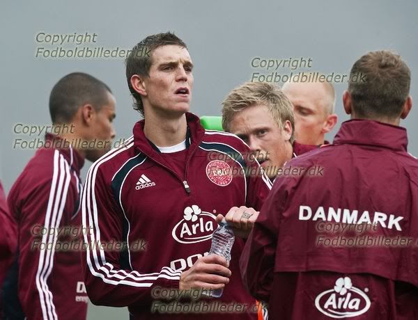 Tagged: Daniel Agger, Denmark, training, stupid watermarks, submission, .