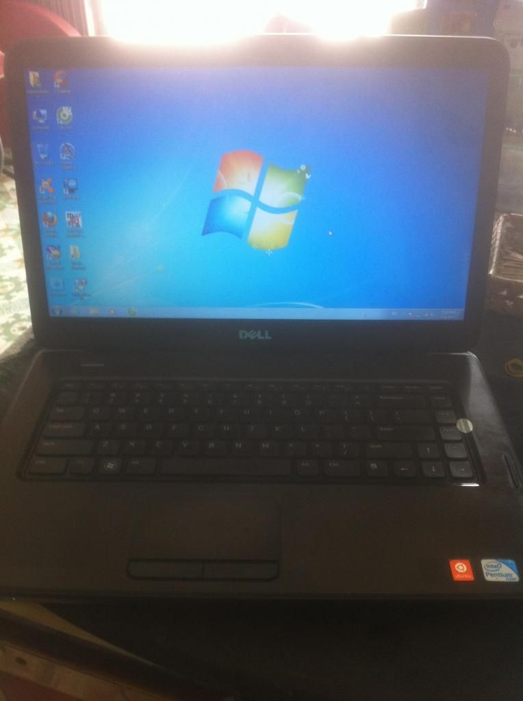 Cần tiền bán em Dell 3520.CPU Pen B970.Nguyên zin chua bung