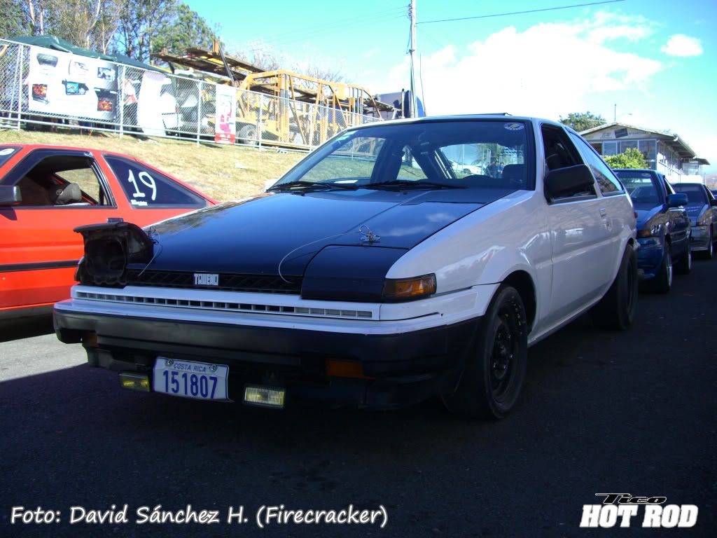http://i286.photobucket.com/albums/ll90/firecracker44/CIMG2123.jpg