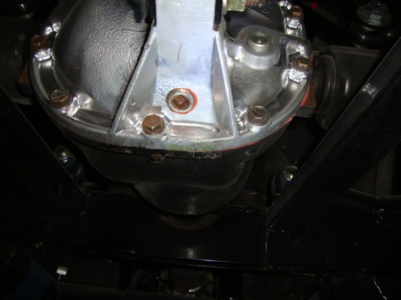 Affordable 8.8" differential cover with fill/drain holes ? Factory