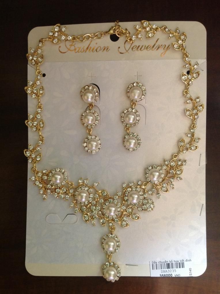 Dây chuyền bộ hoạ tiết đính đá và ngọc trai siêu sang trọng :X - 1