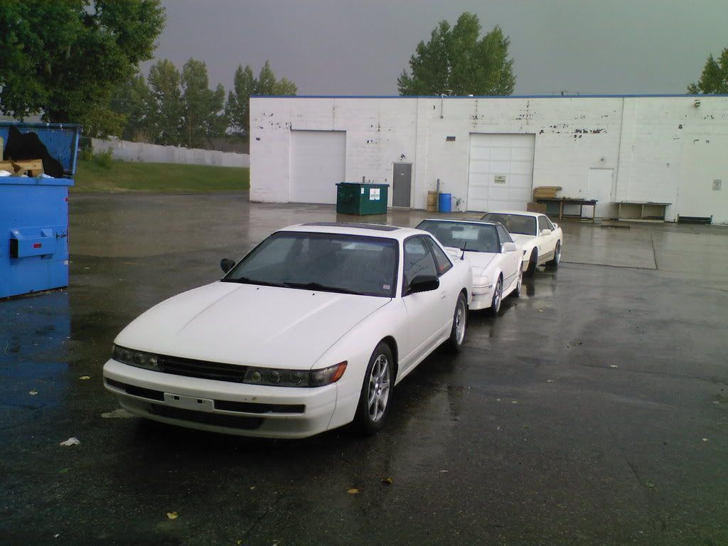 http://i286.photobucket.com/albums/ll94/1992_nissan_s13/Front_Shot.jpg