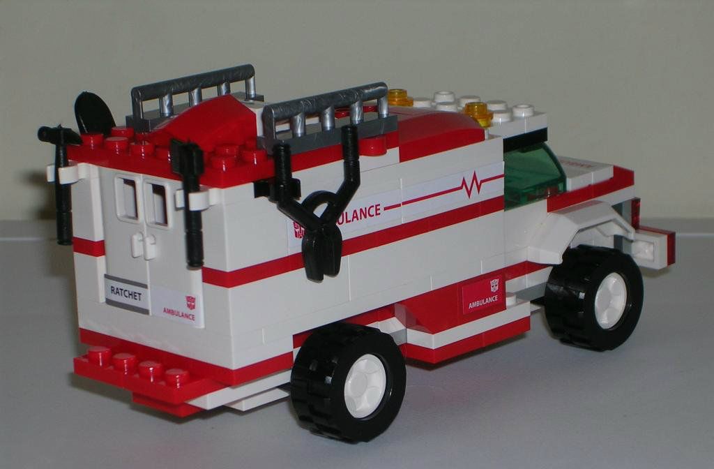 lego ratchet transformers