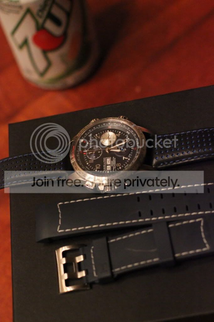 hamilton navy regatta automatic