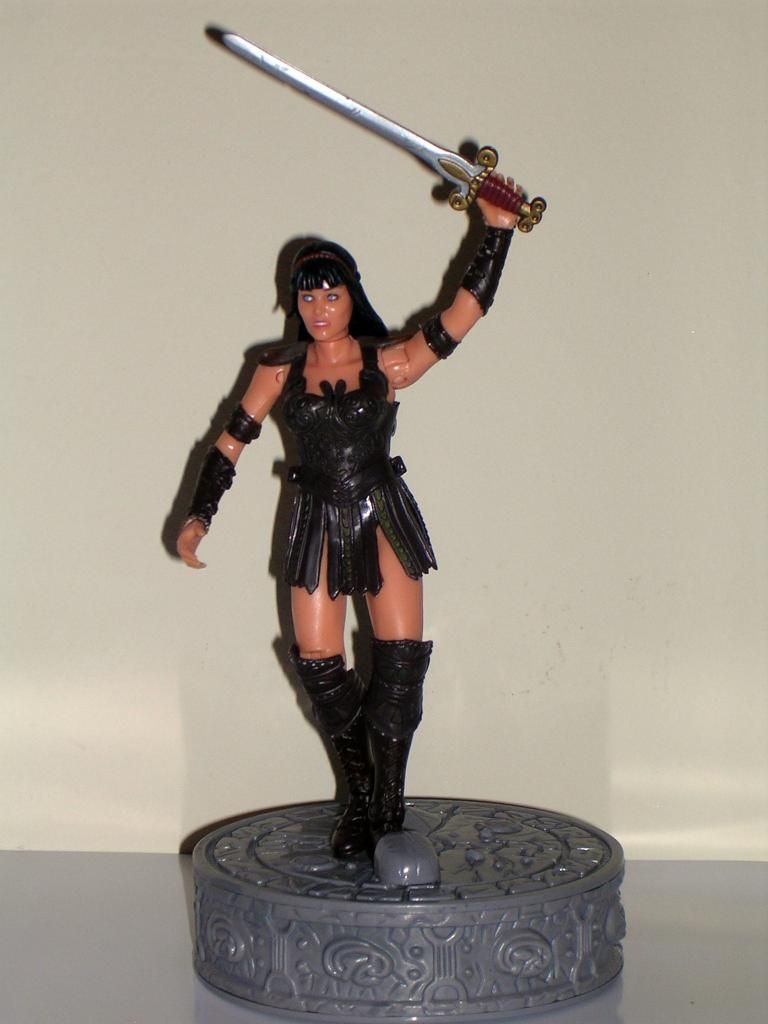 Xena: Warrior Xena “A Day in the Life” by Toy Biz: figurefan — LiveJournal